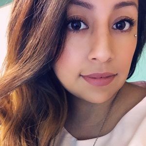 Meet your Posher, Angie